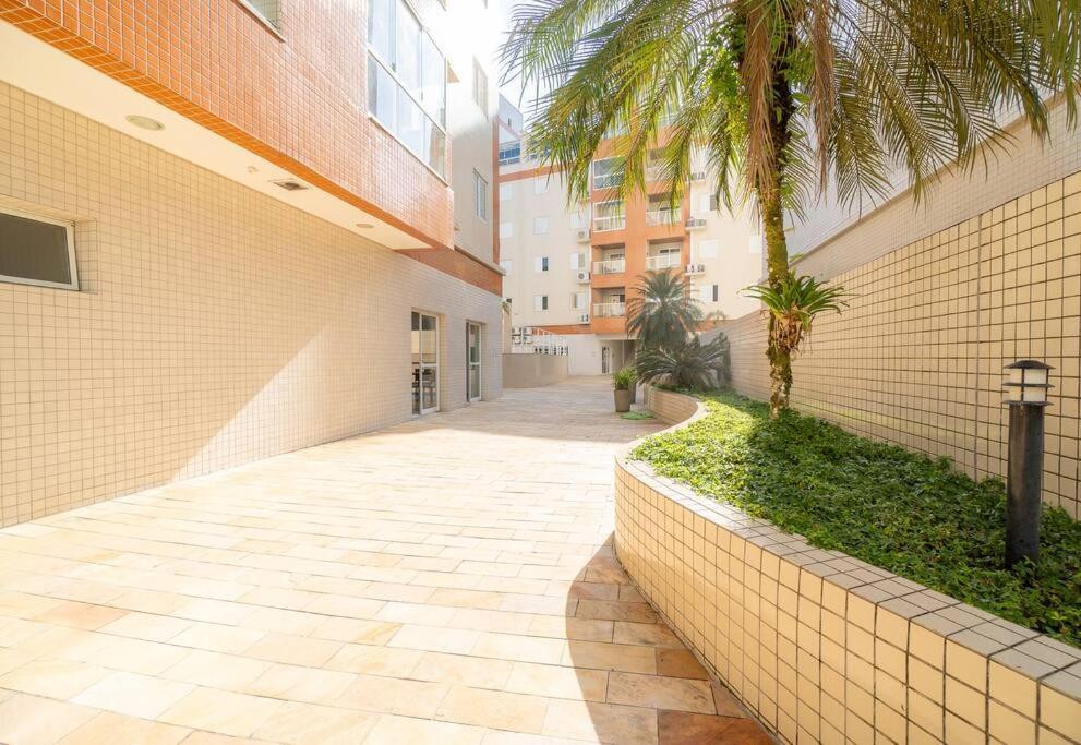 Confortavel Grande Apartamento Ubatuba
