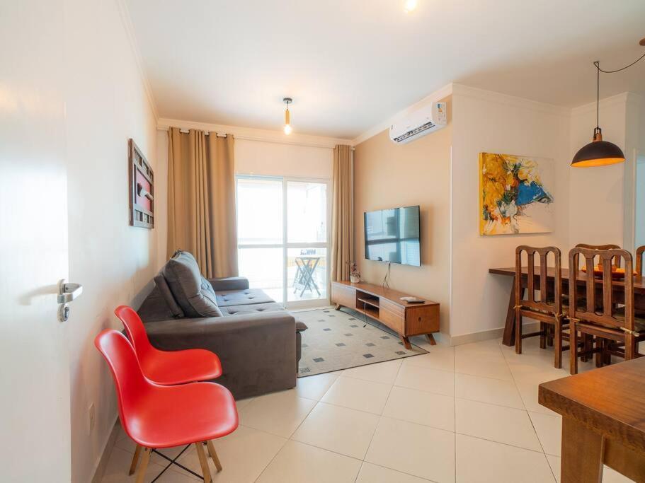 Confortavel Grande Apartamento *