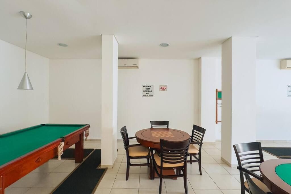 Confortavel Grande Apartamento